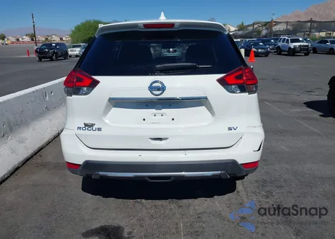 2017 Nissan Rogue Sv z USA, uszkodzony, nr VIN JN8AT2MT0HW132796